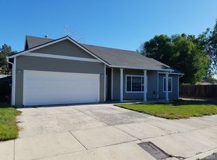 2733 NE Carriage Ln, Prineville, OR 97754