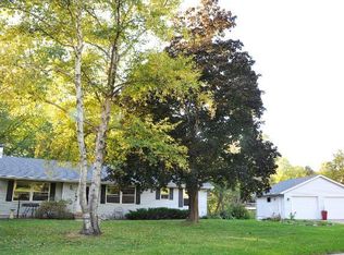 411 Deerwood Ln N, Plymouth, MN 55441