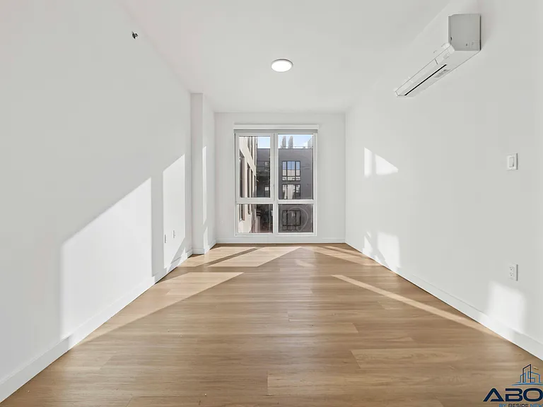 100 Lenox Rd #8H — Photo 9
