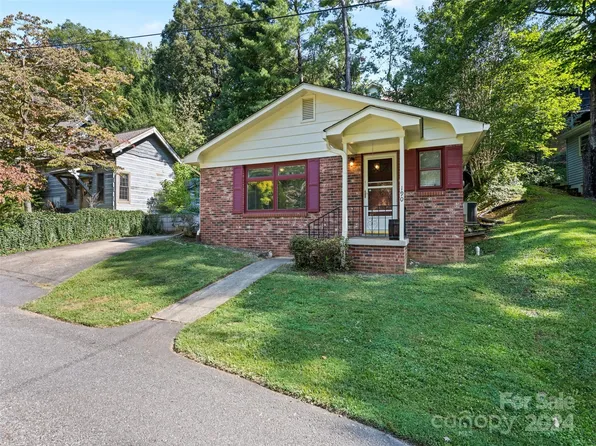 190 Cokesbury Cir, Lake Junaluska, NC 28745