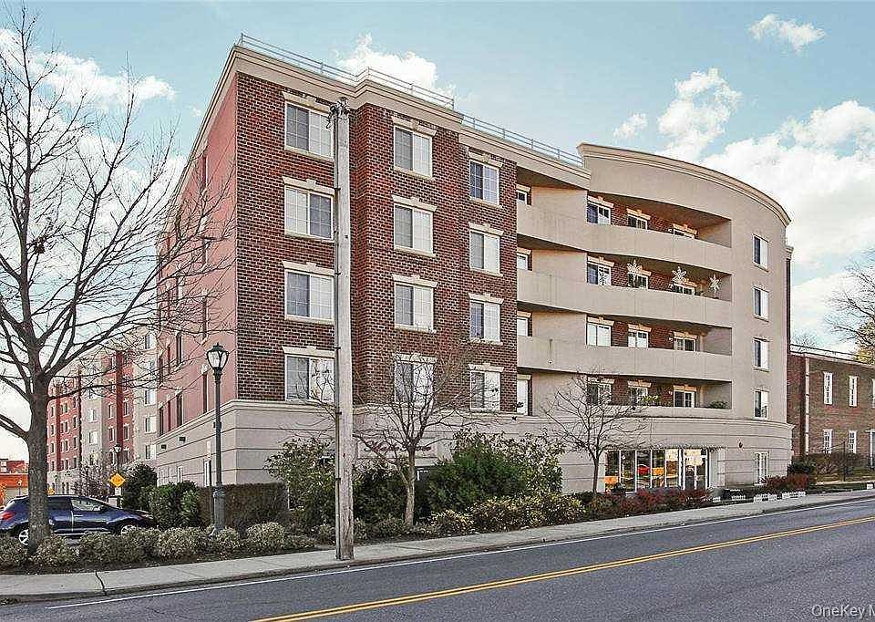 1st image of 242 Maple Avenue #302