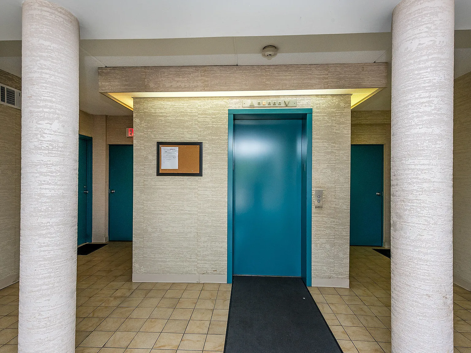 2 bed, 1100 sqft, $3,950 — Photo 2