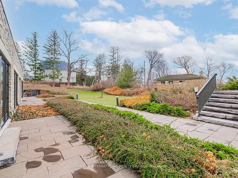 10 Maple Grove Dr #28 — Photo 38
