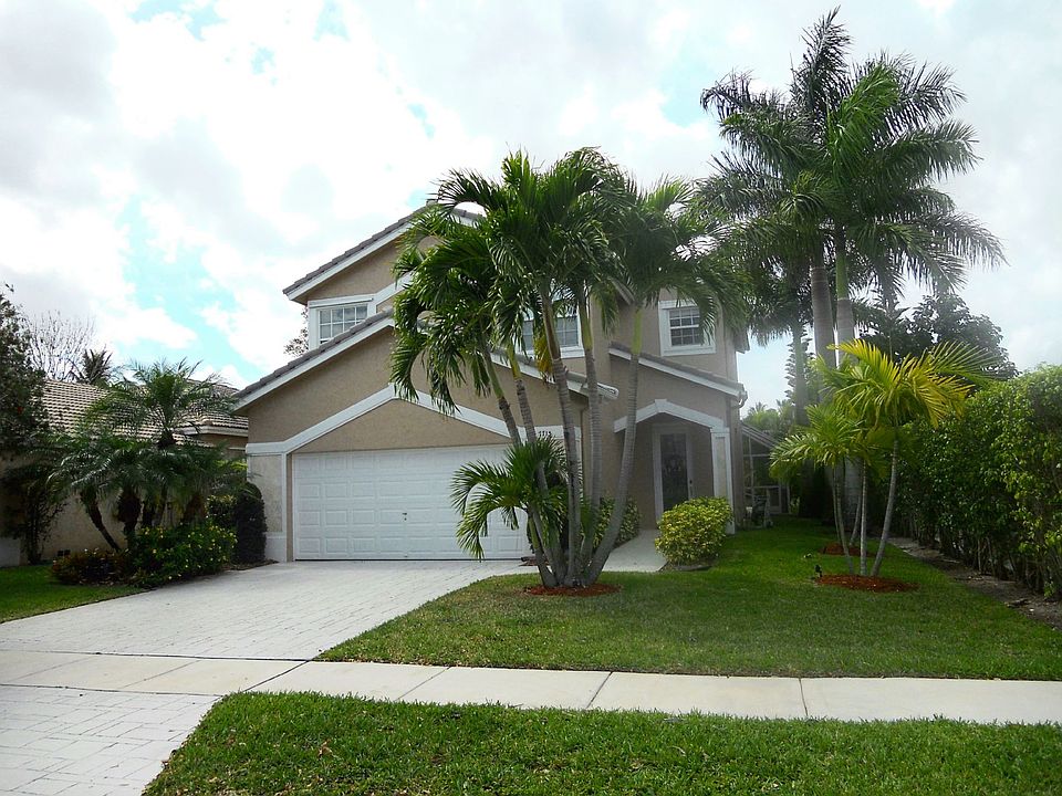 1st image of 7713 NW 70th Ave