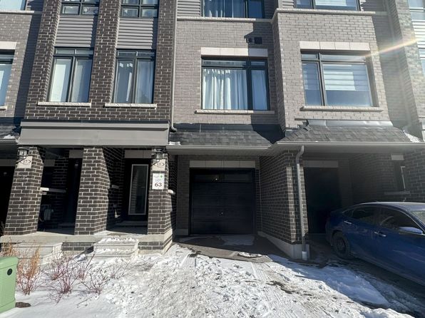 13 Emmas Way, Whitby, ON L1R 0S7
