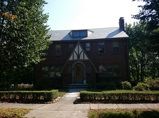 35 Goodnough Rd, Brookline, MA 02467