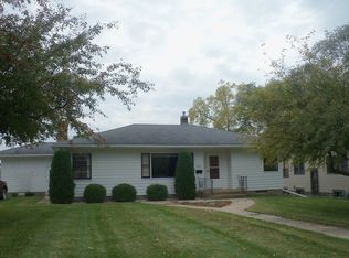 305 N Broadway St, Spring Valley, MN 55975