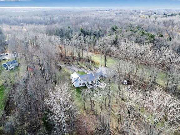 5th image of 11513 Bonnie Lake Dr