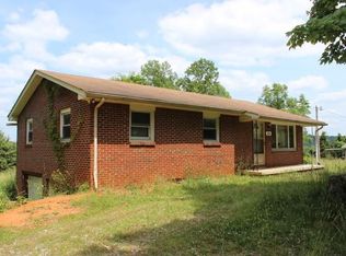 3750 Old Bridge Rd, Cookeville, TN 38506