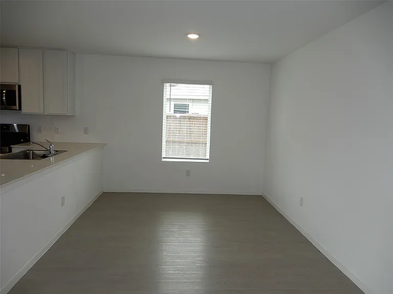 21102 Trivento Dr — Photo 6
