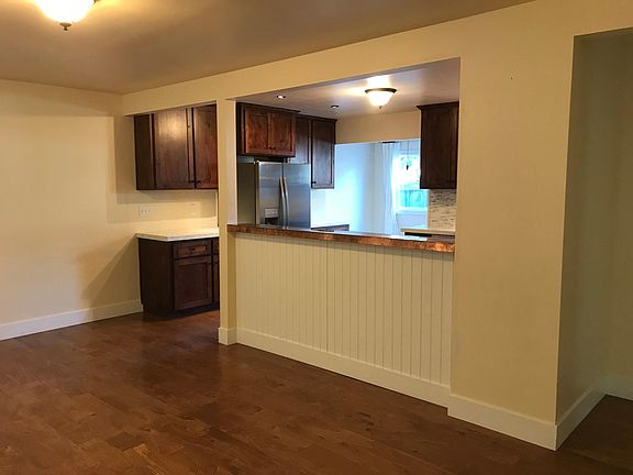 2nd image of 334 La Canada Dr