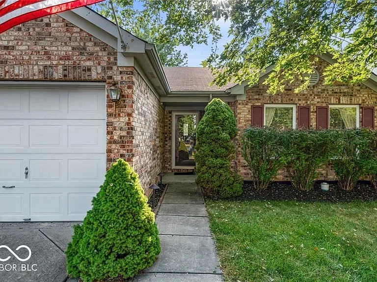 14277 Orange Blossom Trl — Photo 2