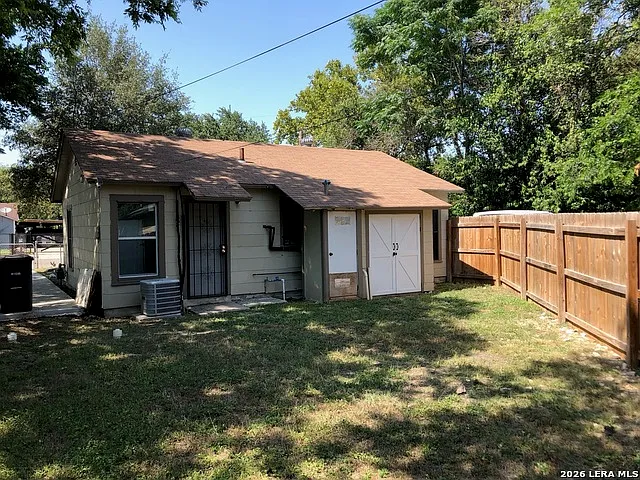 1406 Kendalia Ave #1 — Photo 17