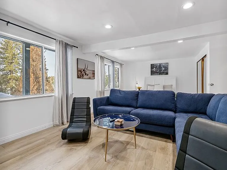 805 Cove Dr — Photo 15