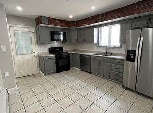 10 Ferry St #1, Everett, MA 02149