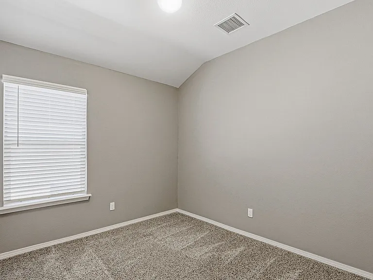 14609 Carlo Alvarado Dr — Photo 9