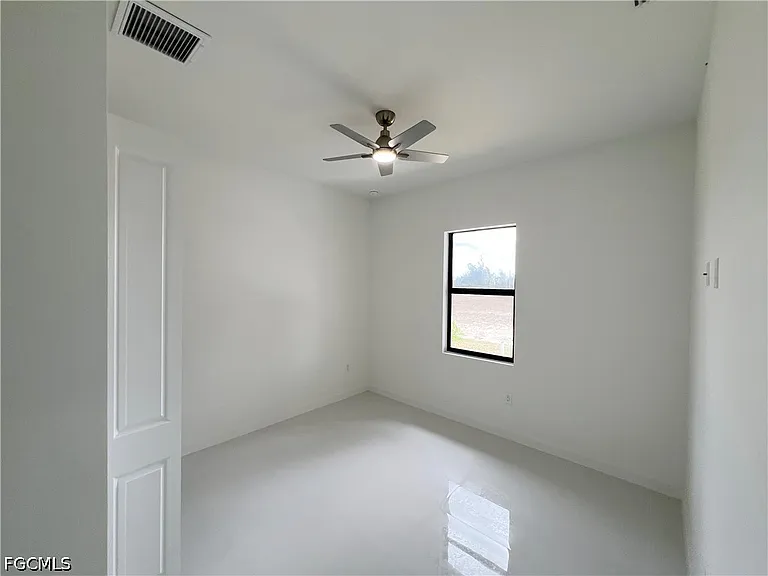 2113 NW 41st Ave — Photo 14