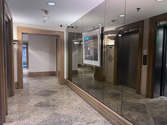 4th image of 5 Kenneth Ave #1406