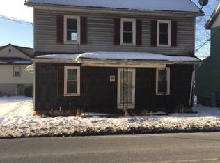 88 Rock Rd, Pine Grove, PA 17963