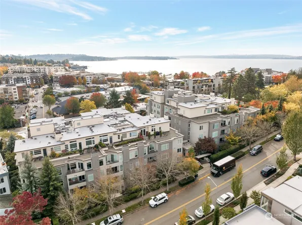 225 4th Avenue #B102, Kirkland, WA 98033