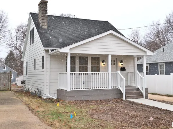1112 E Hazard Ave, Peoria Heights, IL 61616