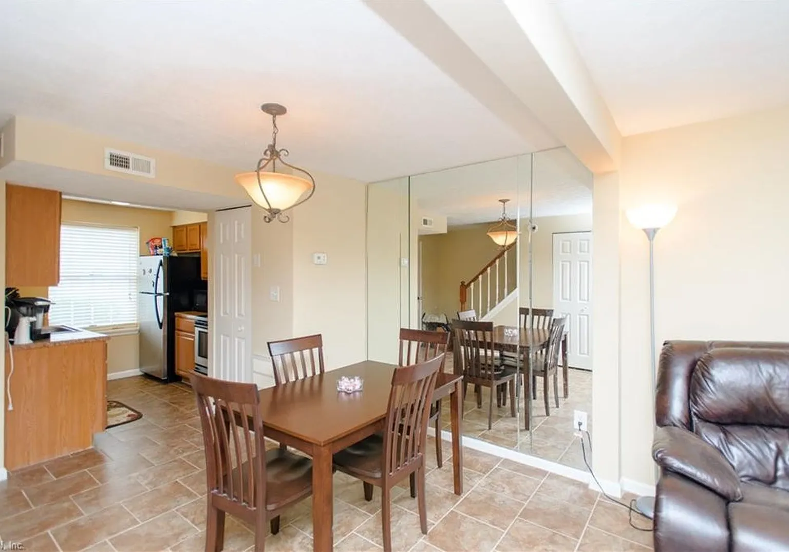 63 Lucinda Court — Photo 4