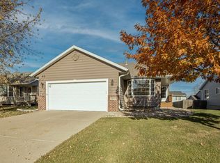 4832 S Samantha Dr, Sioux Falls, SD 57106