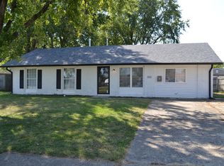 1046 Eastlawn Dr, New Whiteland, IN