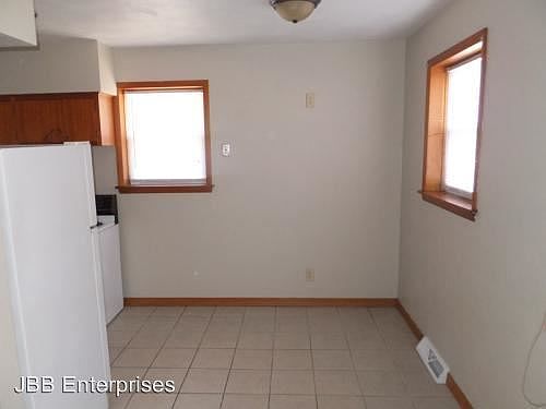 3rd image of 1228 24th Ave