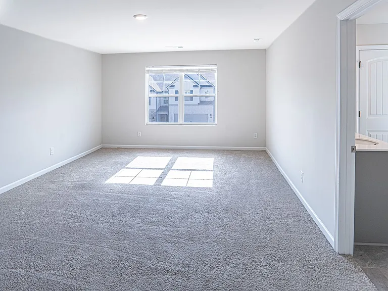 2473 Bayberry St — Photo 11