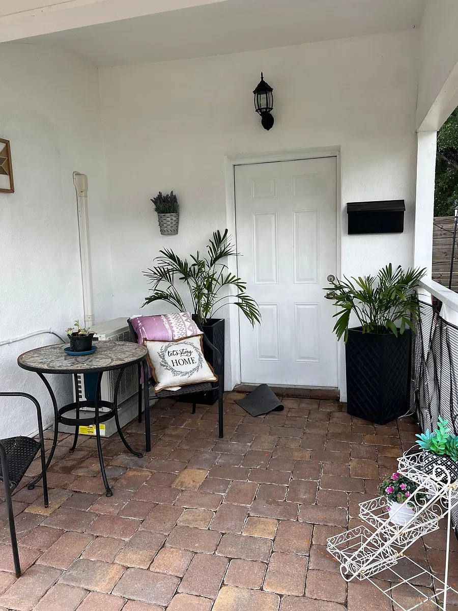 Building Photo - 807 N Matanzas Ave #A