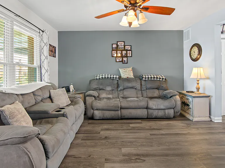 7825 Charlesmont Rd — Photo 3