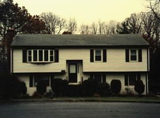 21 Sunny Acres Dr, Bethel, CT 06801