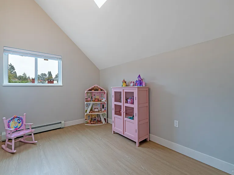 8926 Shepherd Way #UPPER HOUSE — Photo 21