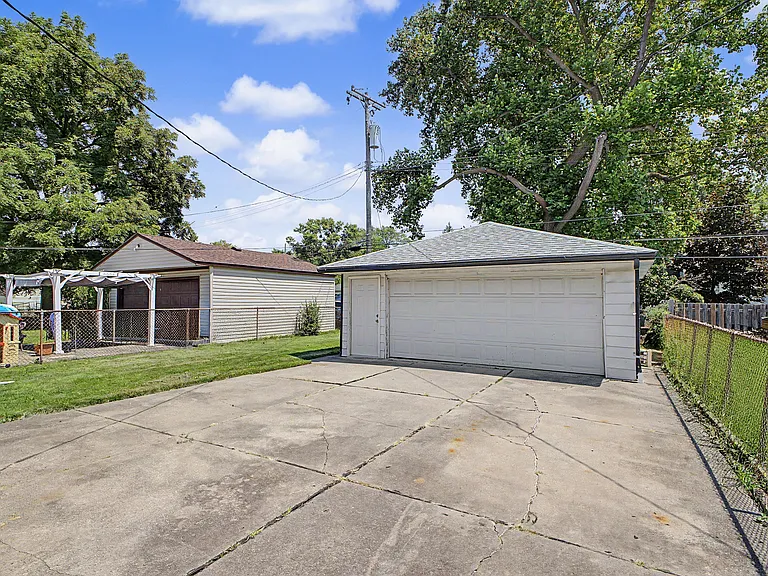 5375 Mayfair St — Photo 24