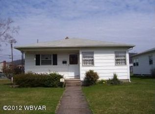 1301 Spruce St, Montoursville, PA 17754