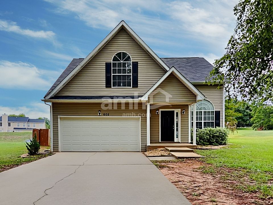 1st image of 602 Thrasher Ct
