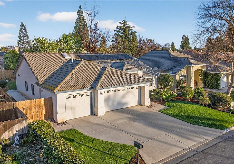 1st image of 8652 N Sierra Vista Ave