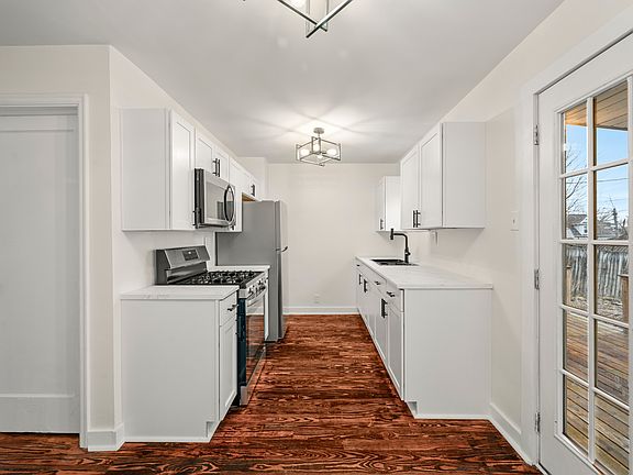 3rd image of 210 W 1st St
