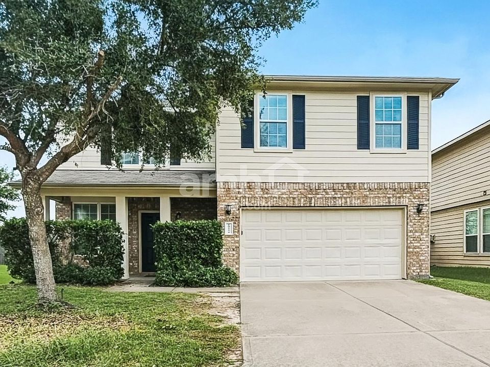 1st image of 19554 Plantation Cove Ln