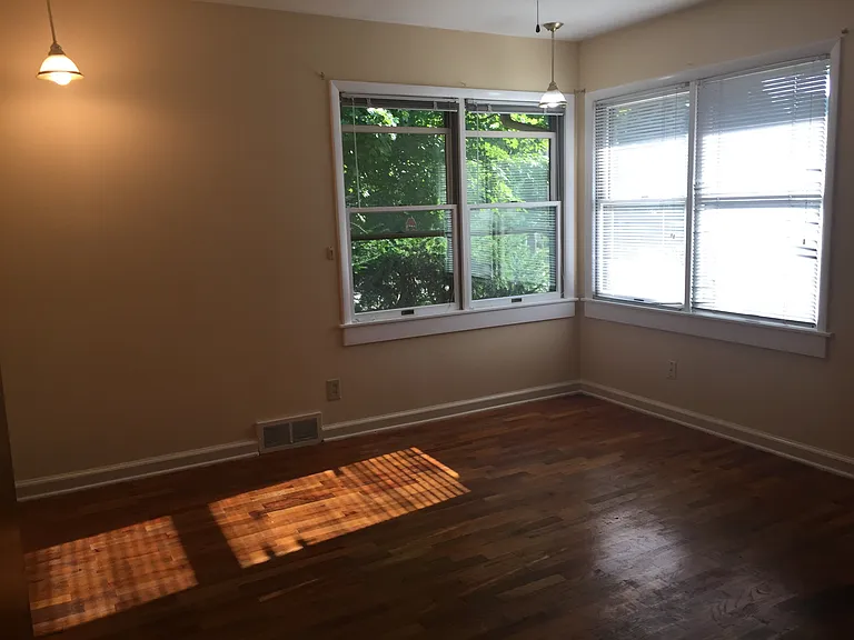 Whitehills Dr — Photo 20