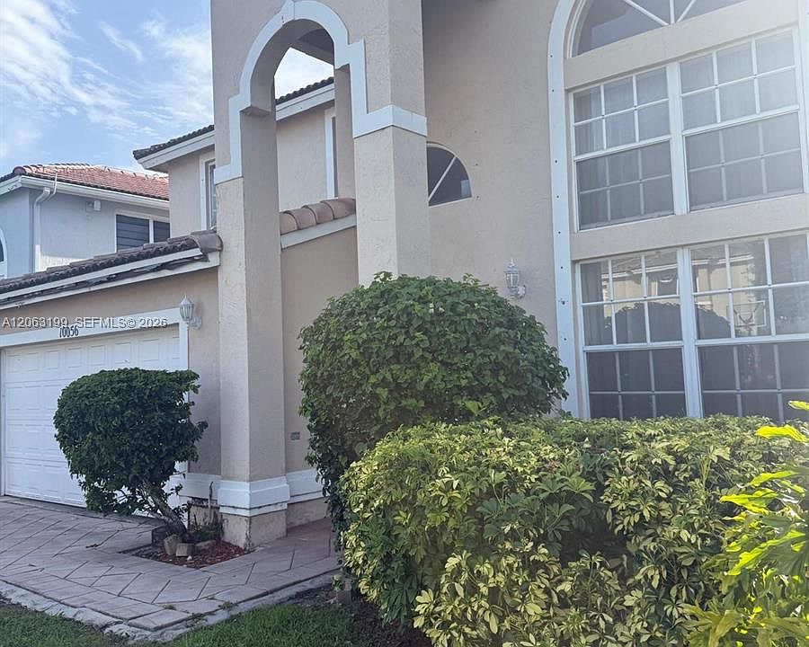 1st image of 10056 SW 165th Ct