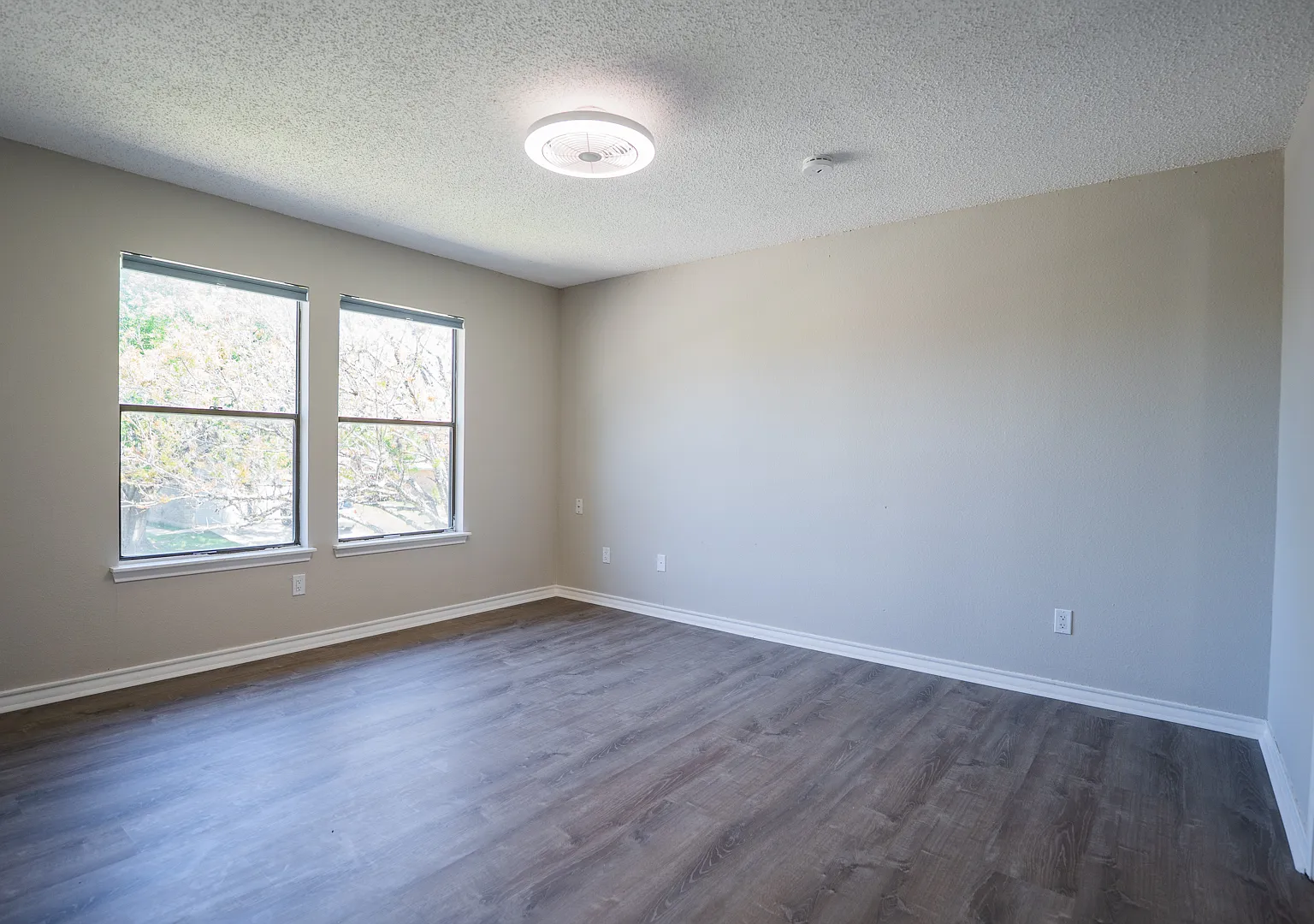 2 bed, 1265 sqft, $1,550 — Photo 1