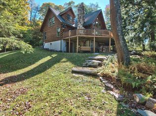 8 E Lake Rd, Madison, PA 18444