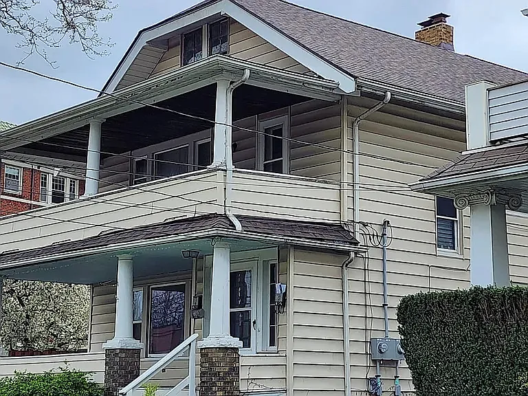 Spacious lower-level unit in a duplex (a perfect blend of character and convenience in one of Lakewood's most sought-after neighborhoods- walking to distance to everything)