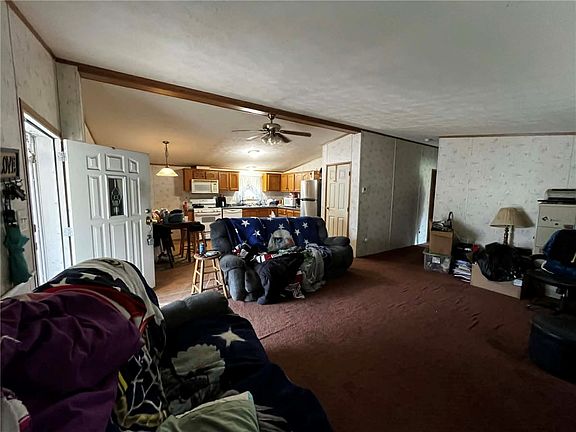 2nd image of 293 Garretts Run Rd