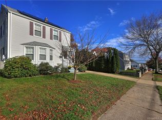 99 Ivy St, West Haven, CT 06516