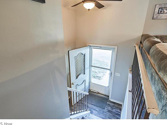 3rd image of 1223 Grant Ave