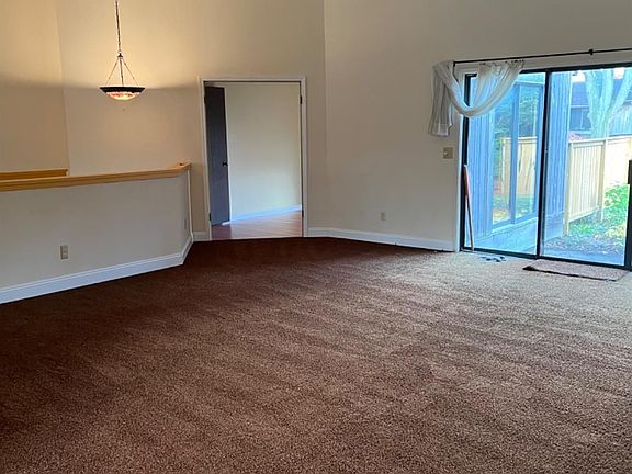 3rd image of 2121 Pauline Ct #26