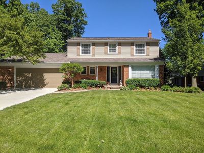 16028 Winchester Dr, Northville, MI, 48168